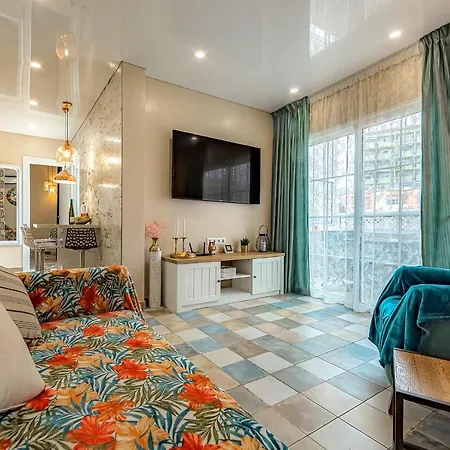 Luxury Two-bedroom Four Seasons Apartment Costa Adeje (Tenerife)