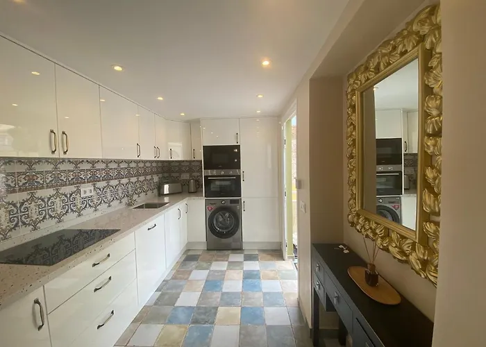 Luxury Two-bedroom Four Seasons *